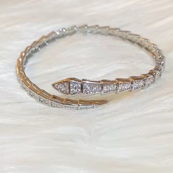 Anthropologie Serpentine Silver Adjustable Bracelet - Picture 3 of 9